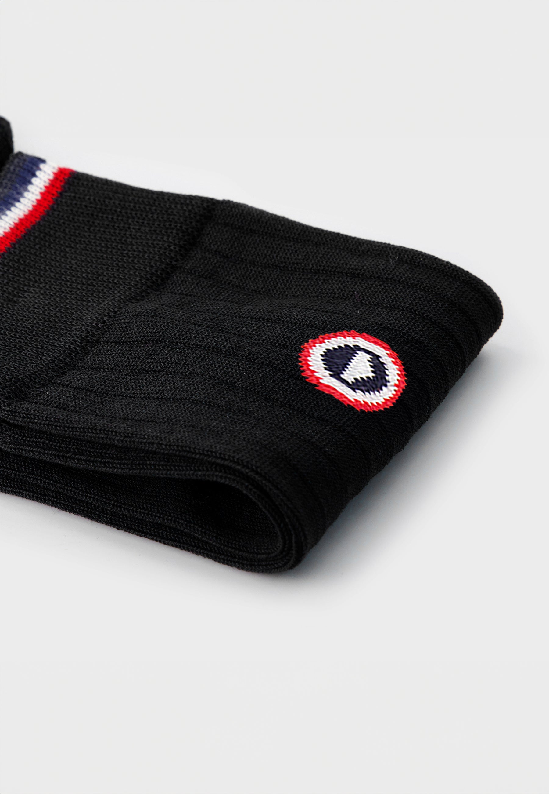 Chaussettes mi-hautes noires en fil d'Écosse - Nessy Noir