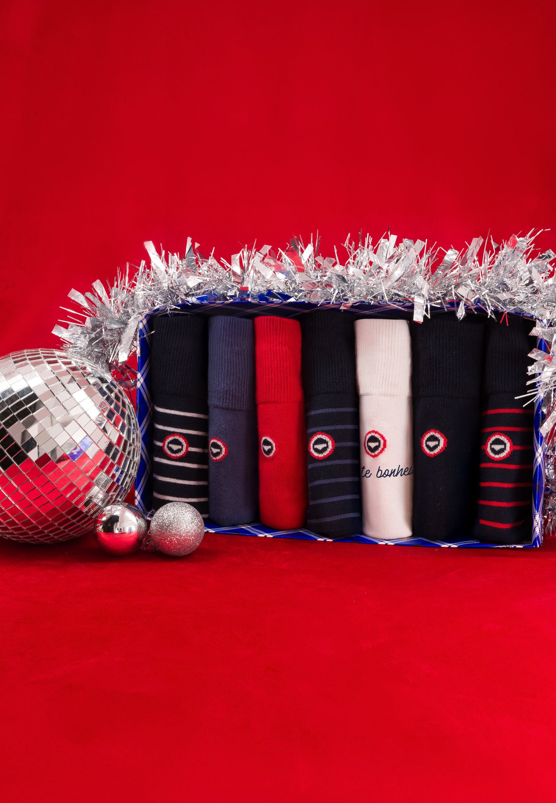 Set of 7 mid-calf cotton socks - Navy Blue Steel Stripes Red White Embroidered Lucky Charm Socks