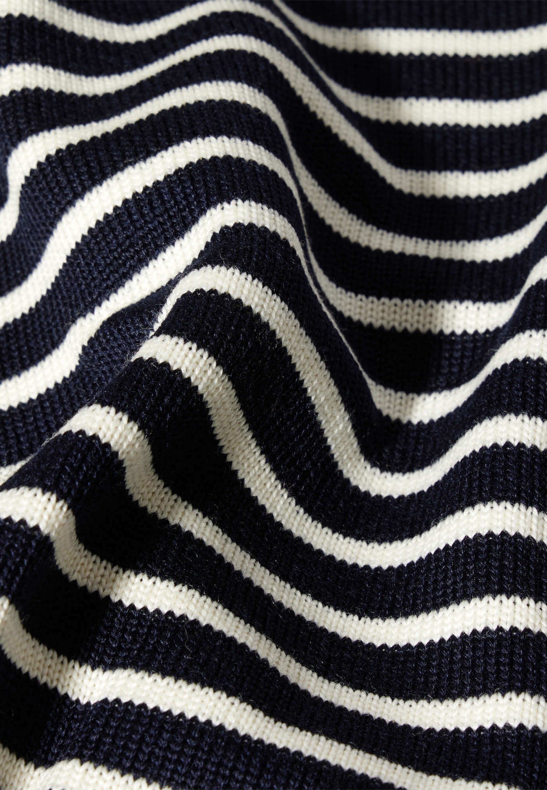 Sailor sweater