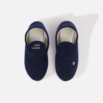 Collection - Embroidered slippers - 1