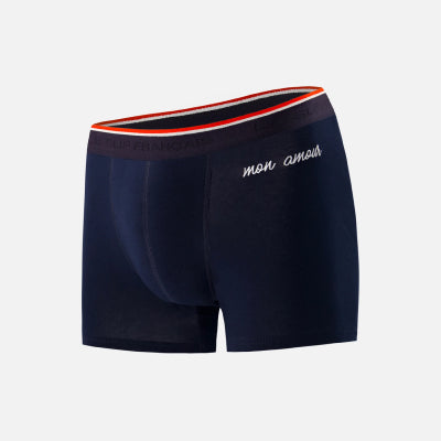 Sous-vêtements à broder