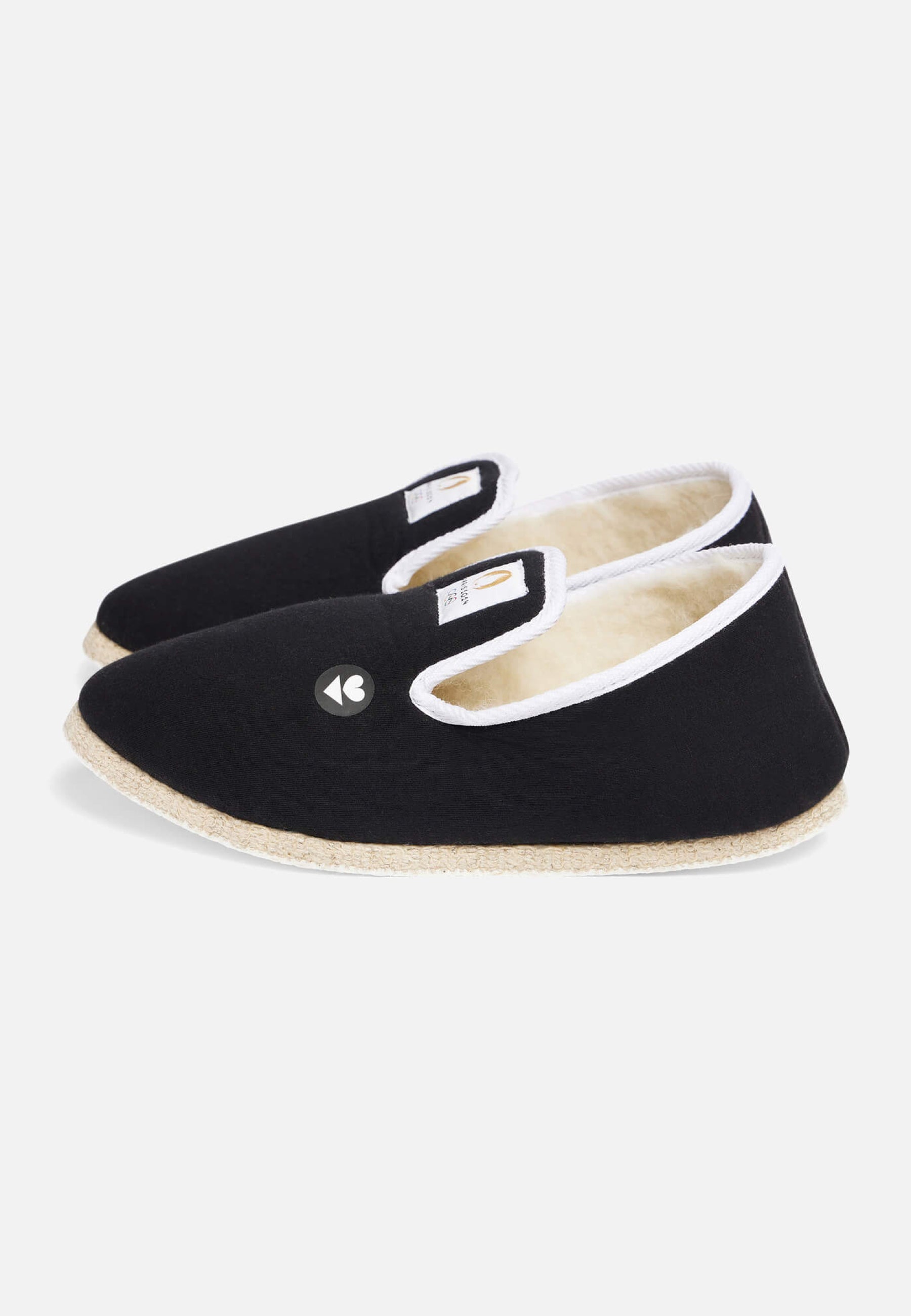 Chaussons d'intérieur en laine - Charentaises Noir Paris 2024