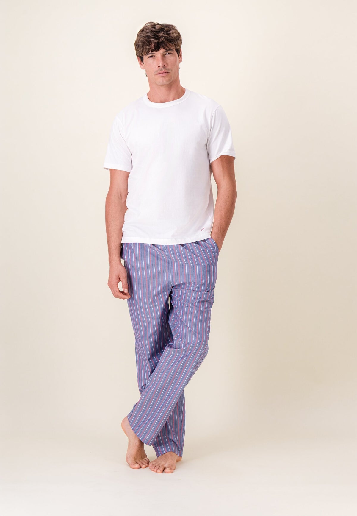 Ensemble pyjama haut blanc et pantalon bleu en coton - Pyjama Haut Manches Courtes Formidable Et Bas De Pyjama Long Bastien Rayures Tricolores
