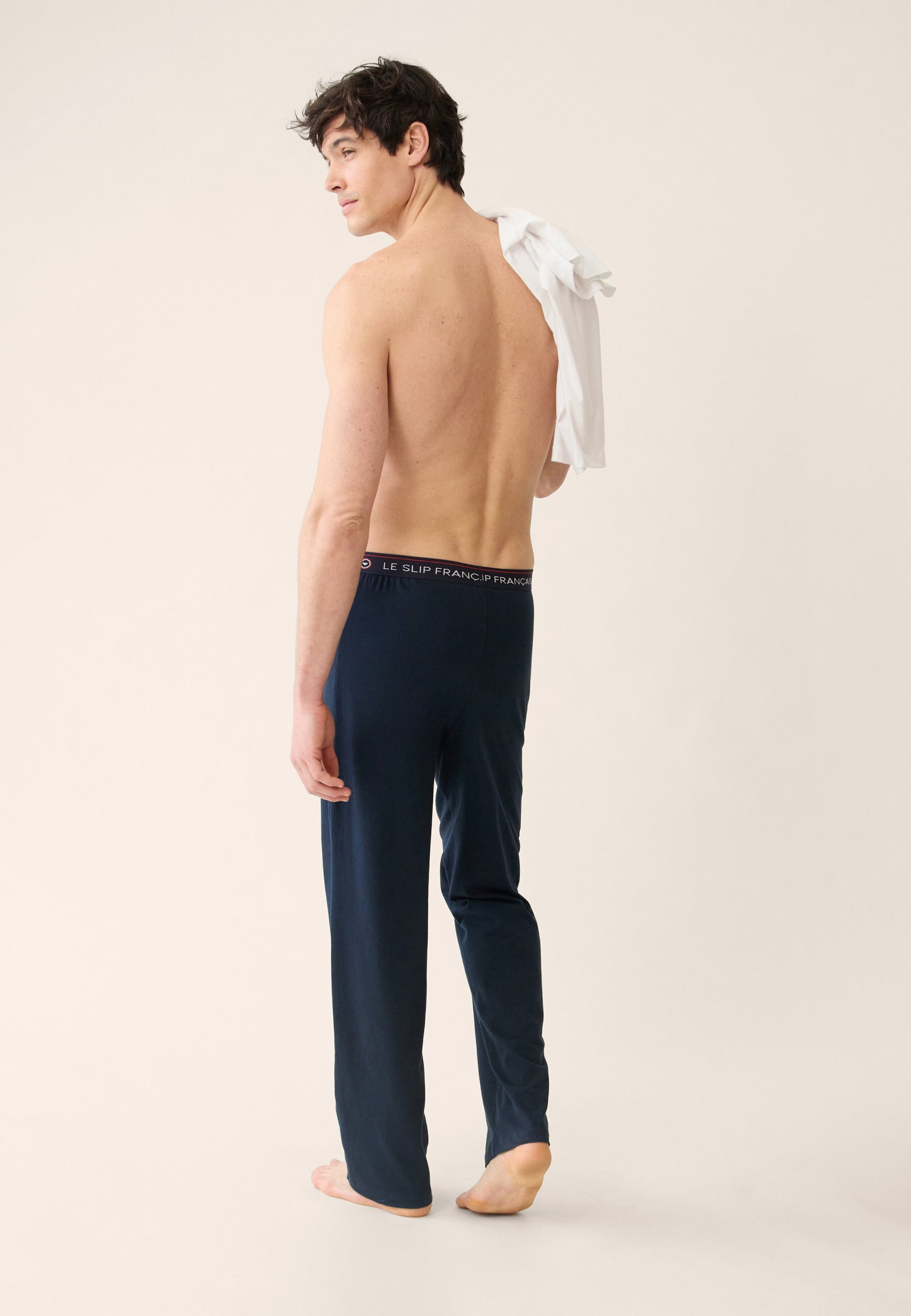 Ensemble pyjama haut blanc et pantalon marine en coton - Pyjama Haut Manches Longues Superbe Blanc Et Bas De Pyjama Long Indomptable Marine