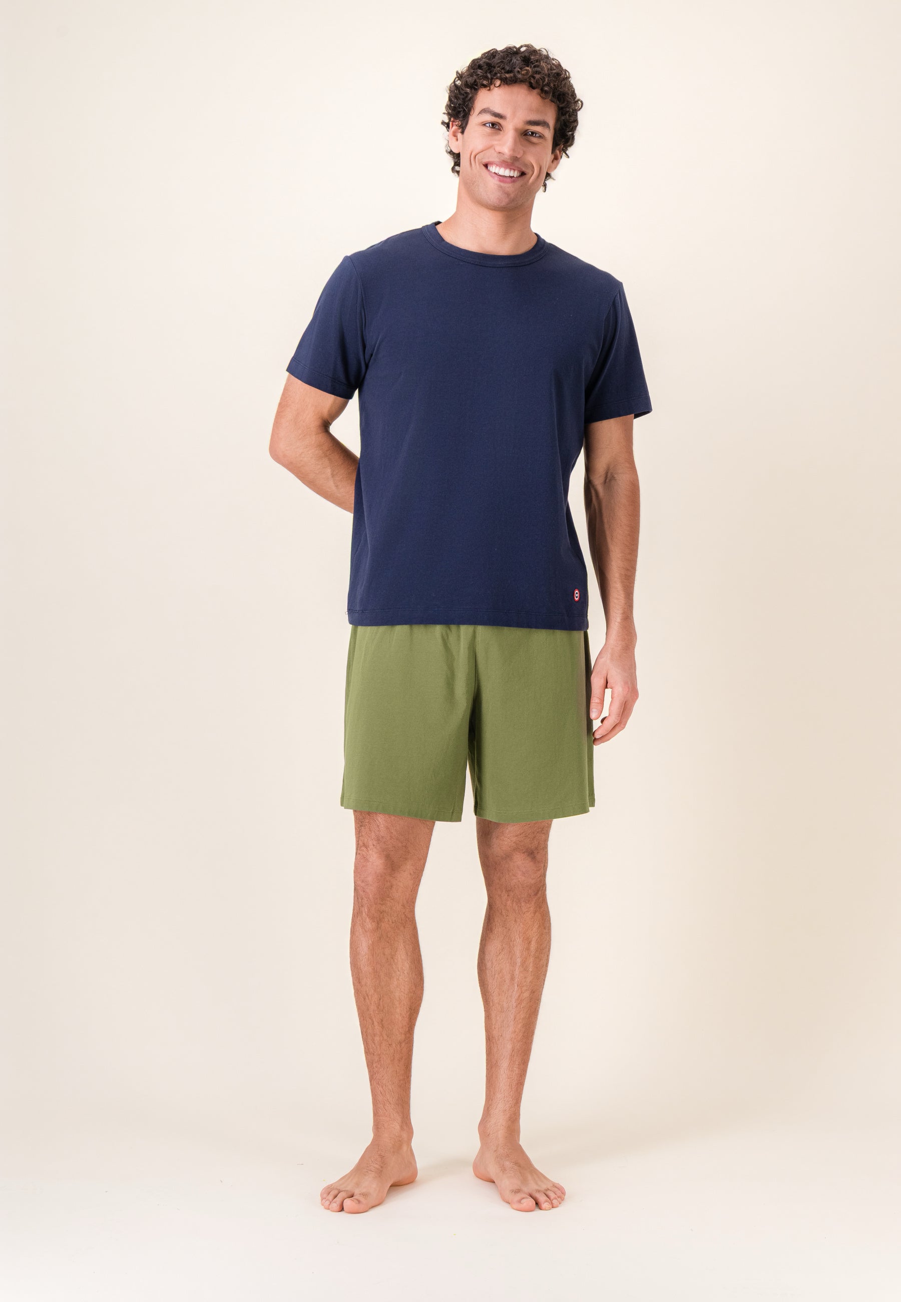 Ensemble pyjama haut et short en coton - Pyjama haut manches courtes formidable Marine et bas de pyjama court invincible kaki veronese