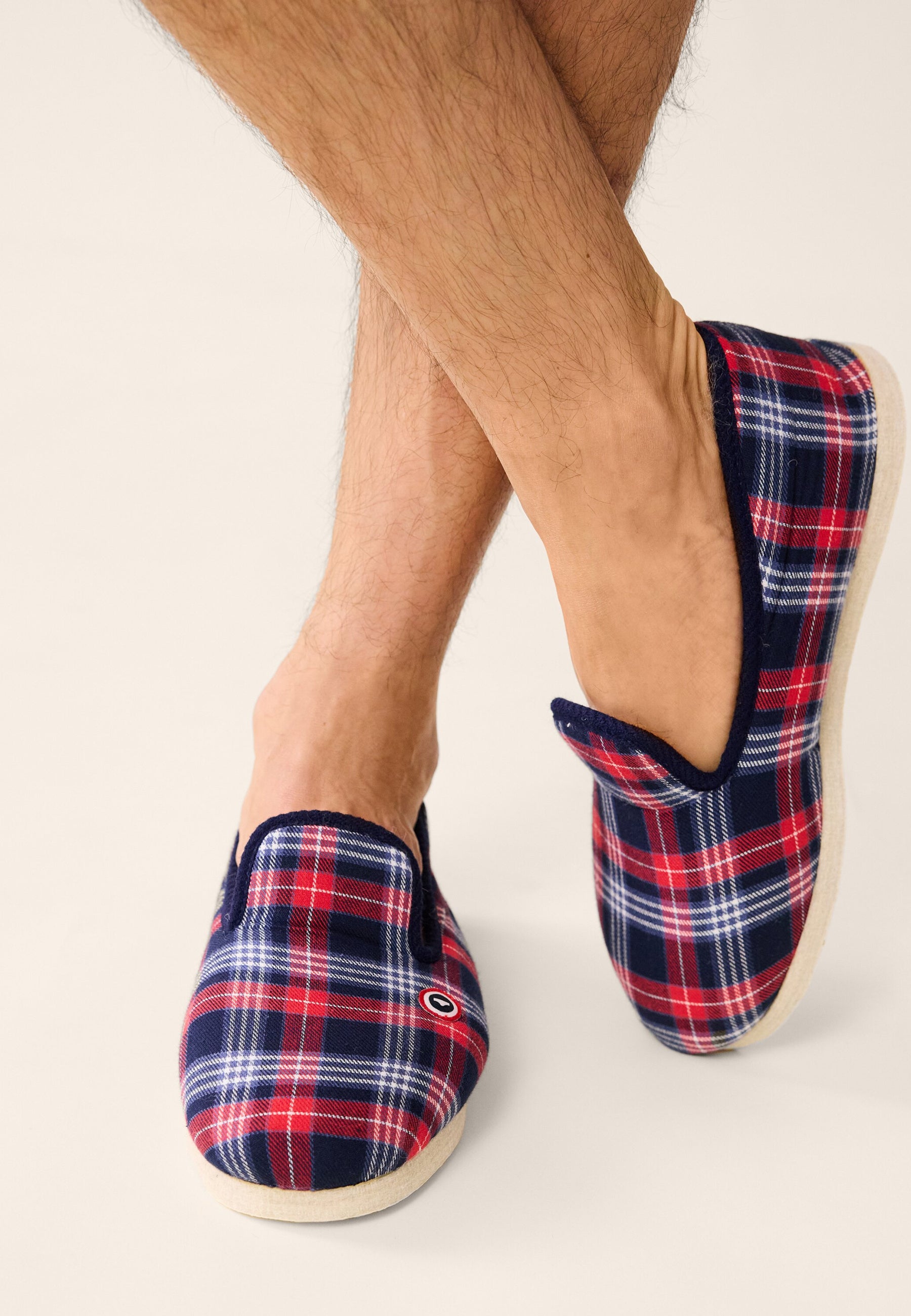Chaussons d'intérieur à motif tartan bleu, blanc, rouge - Pantoufles Tartan Bleu Blanc Rouge